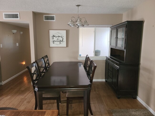 Photo - 8704 Rough Rider Rd NE