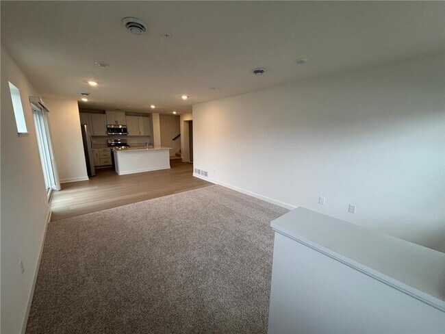 Photo - 5285 Long Pointe Pass