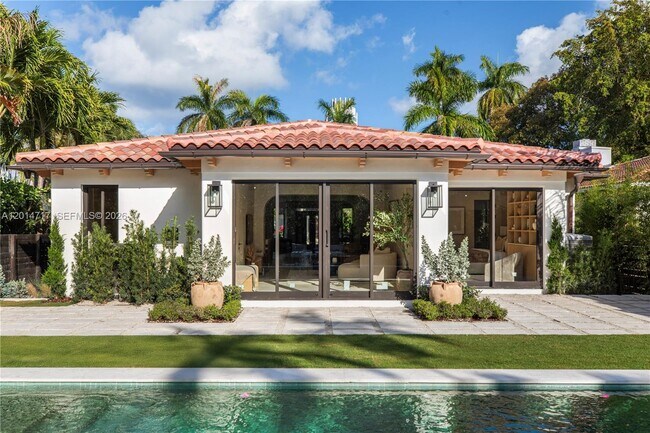 Photo - 4430 Royal Palm Ave