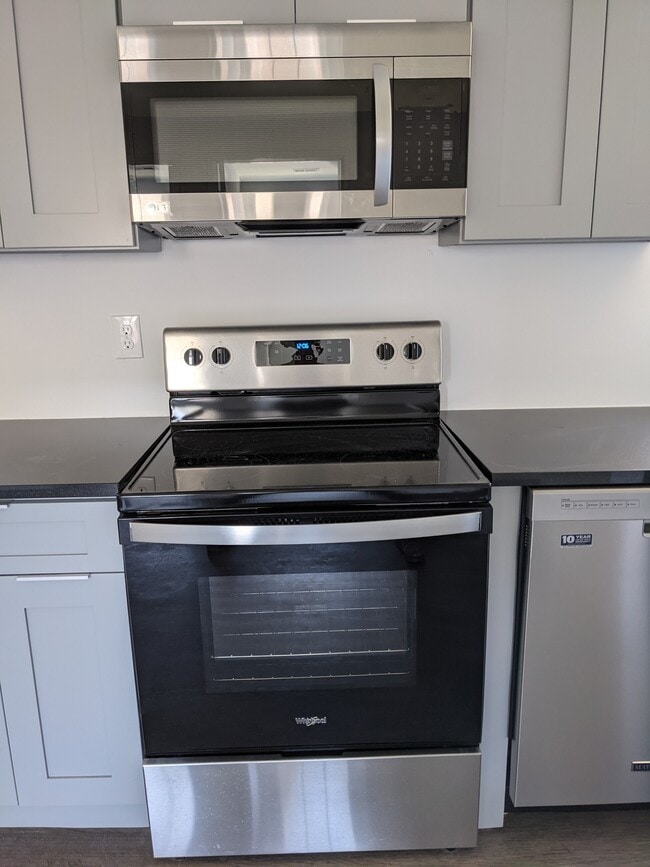 113 Wayne Pl SE