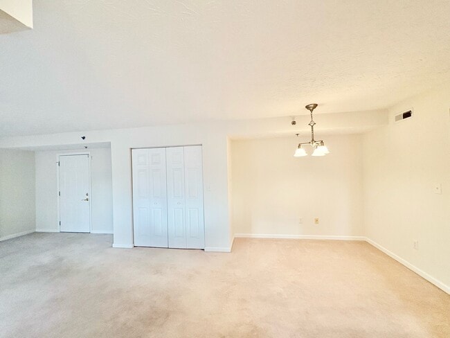 Photo - 19 Rose Garden Ln