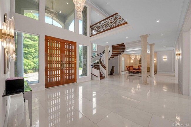 Photo - 55 Coves Run