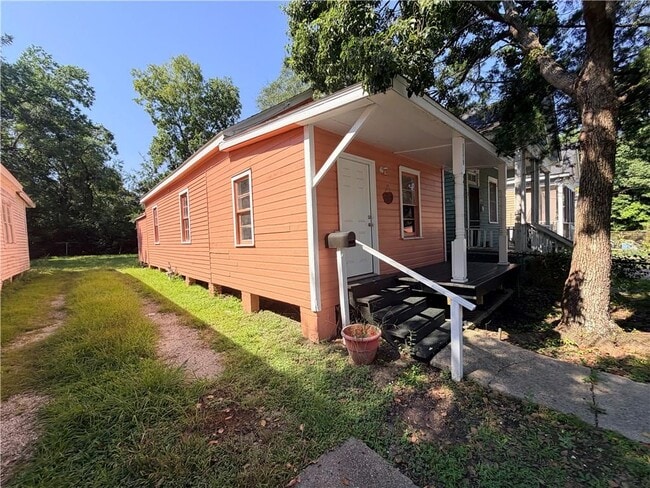 Building Photo - 1175 Texas St