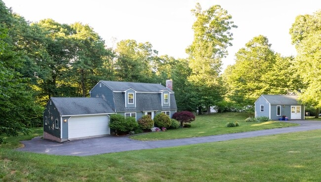 Photo - 7 Laurel Hill Rd