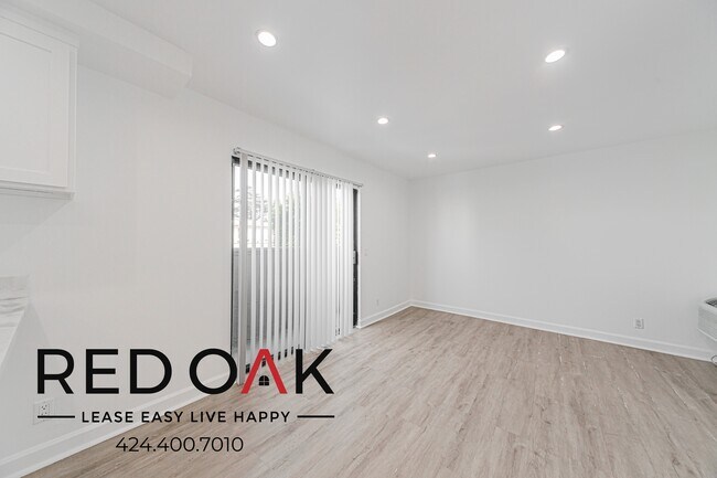 Photo - 619 N Kingsley Dr Unit A