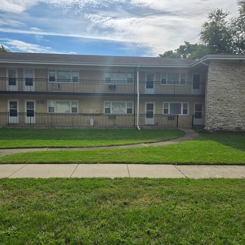 Building Photo - 1817 W Touhy Ave Unit 2D