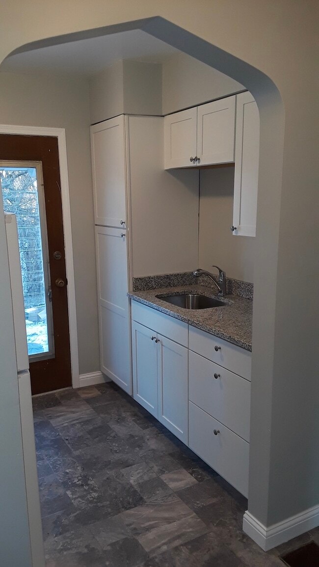 Photo - 4546 Camberwell Rd Unit #2