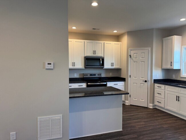 Photo - Brand New 3BR Townhouse