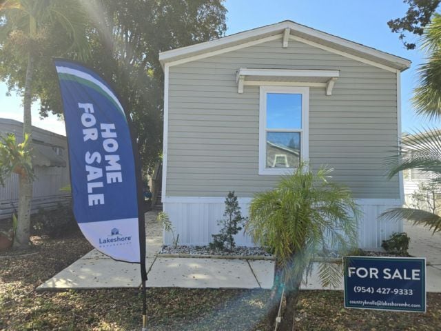 Photo - 114 NW 50th Ct