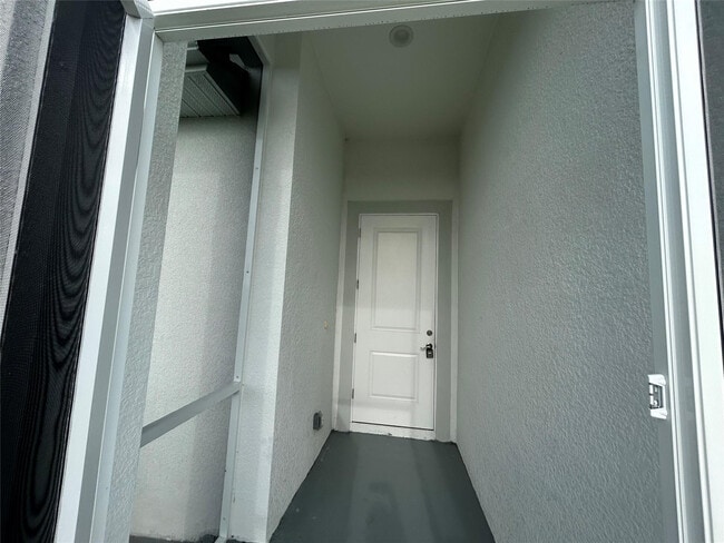 Photo - 1049 Canoe Ct