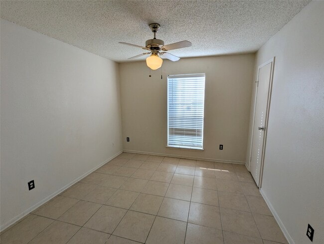 Photo - 2120 El Paseo St Unit True