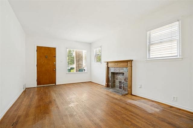 Photo - 6025 Llano Ave