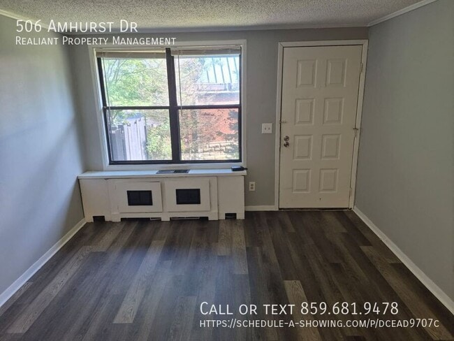 Photo - 506 Amhurst Dr