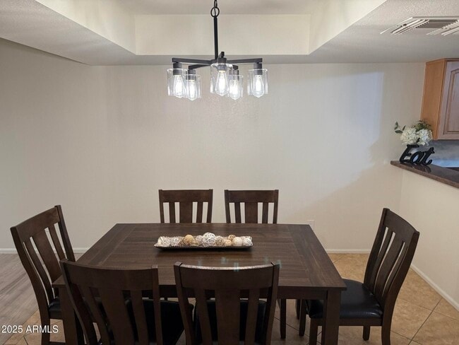 Photo - 9355 N 91st St Apartamento Unidad 228