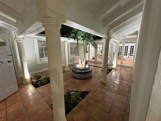 Photo - 3240 Morris Ln