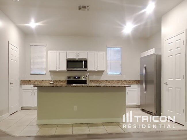 Photo - 16221 W La Ventilla Way