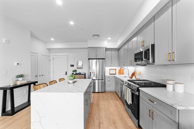 Building Photo - 500 Talbot Ave Unit 102