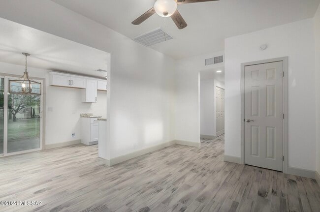 Photo - 6824 S Burcham Ave