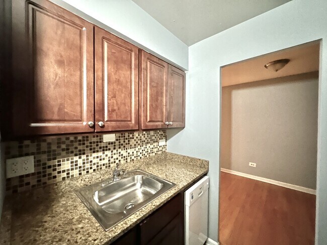 Photo - 5820 N Sheridan Rd Unidad 113