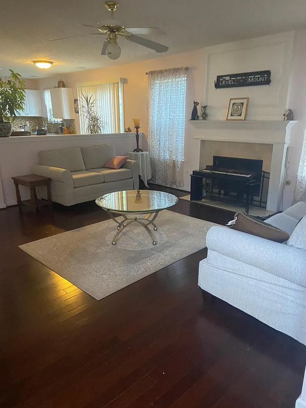 Photo - 1358 Cascade View Dr SW