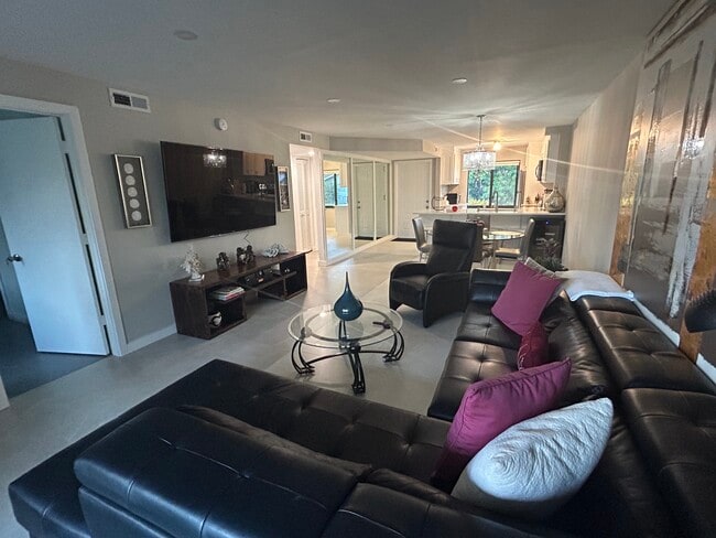 Photo - 1155 Rosemary Ct Unidad Hideaway Naples