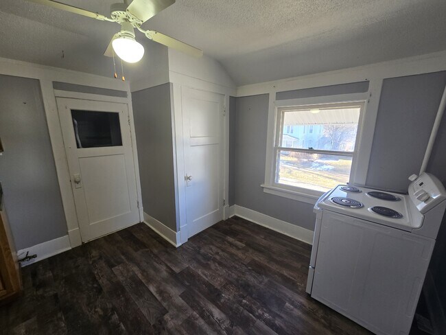 Photo - 1001 1/2 Randolph St