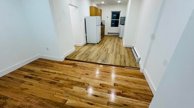 Building Photo - 1155 Summit Ave Unit 2 Rental