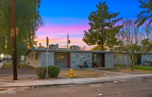 Building Photo - 908 S Mariana St Unit A Rental
