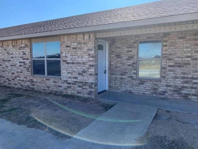 Building Photo - 11947 Sandpiper Rd Rental