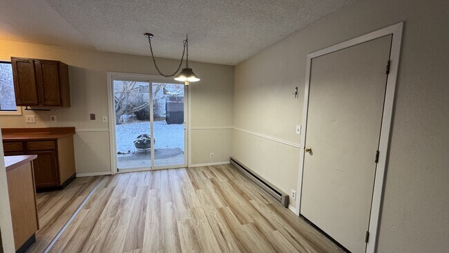 Photo - 110 N Yellowstone Ave