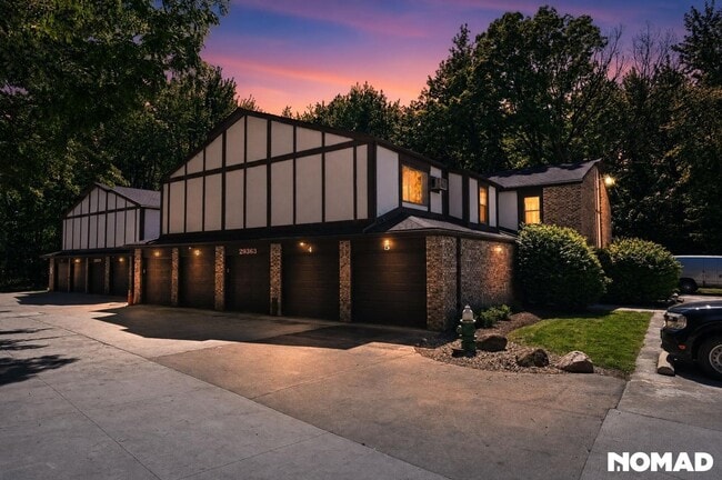 Photo - 29363 Detroit Rd