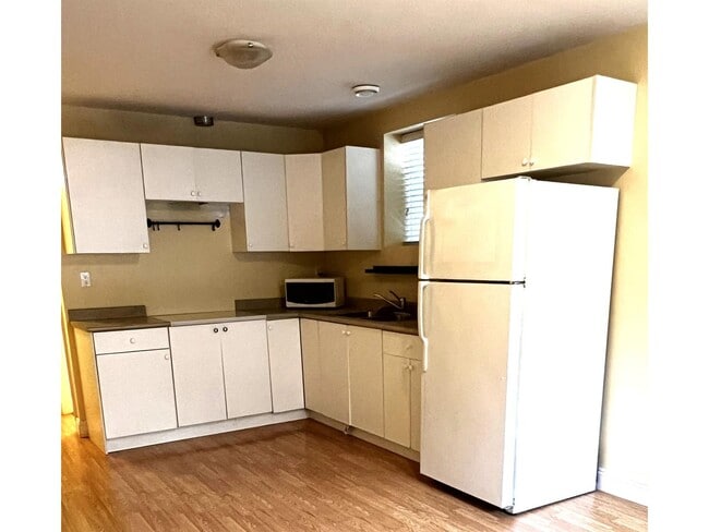 16121-1111A 111a Ave