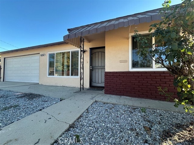 Building Photo - 6052 Fishburn Ave