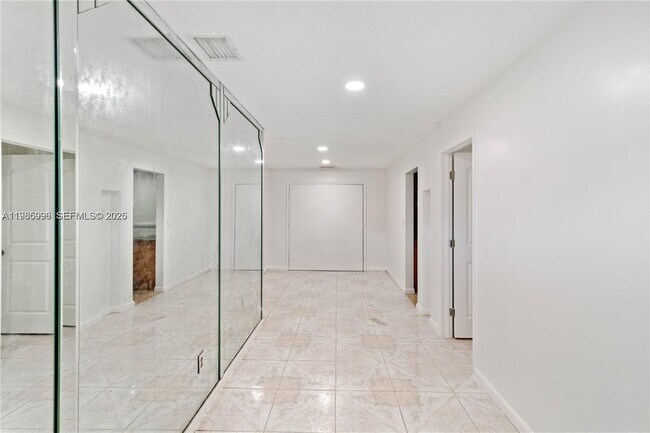 Photo - 17200 NW 51st Pl Unidad A