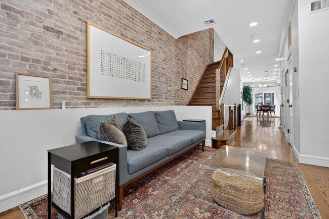 Photo - 926 Park Ave
