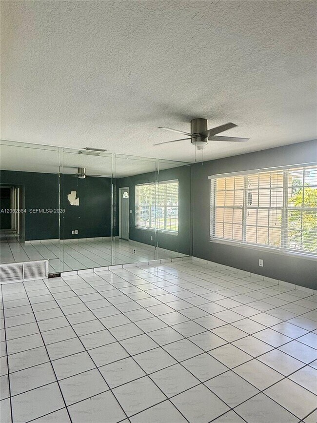 Photo - 7710 NW 5th St