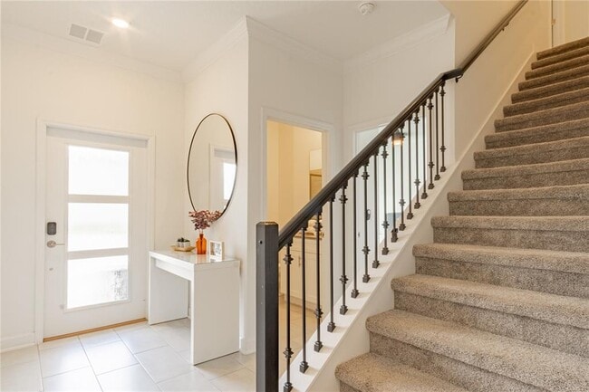 Photo - 2705 Scrapbook St