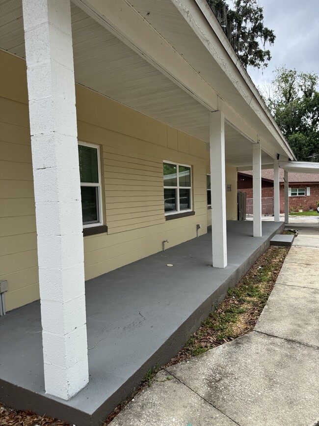 Photo - 1064 Amanda Rd