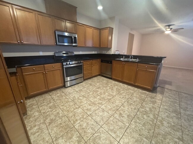 Photo - 3 Bedroom, 2.5 Bathroom Condominium in Dove Creek Atascadero