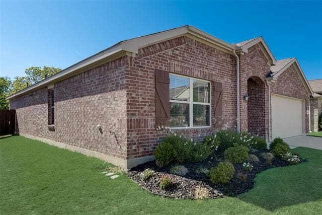 Photo - 1540 Acmite Ave