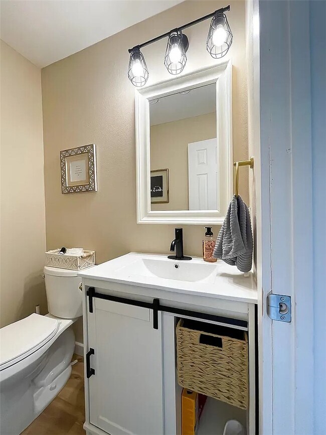 Photo - 558 Highland Ave