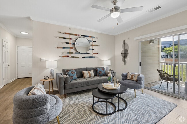 Montreal 2BR, 2BA - 1,145SF - Living Area