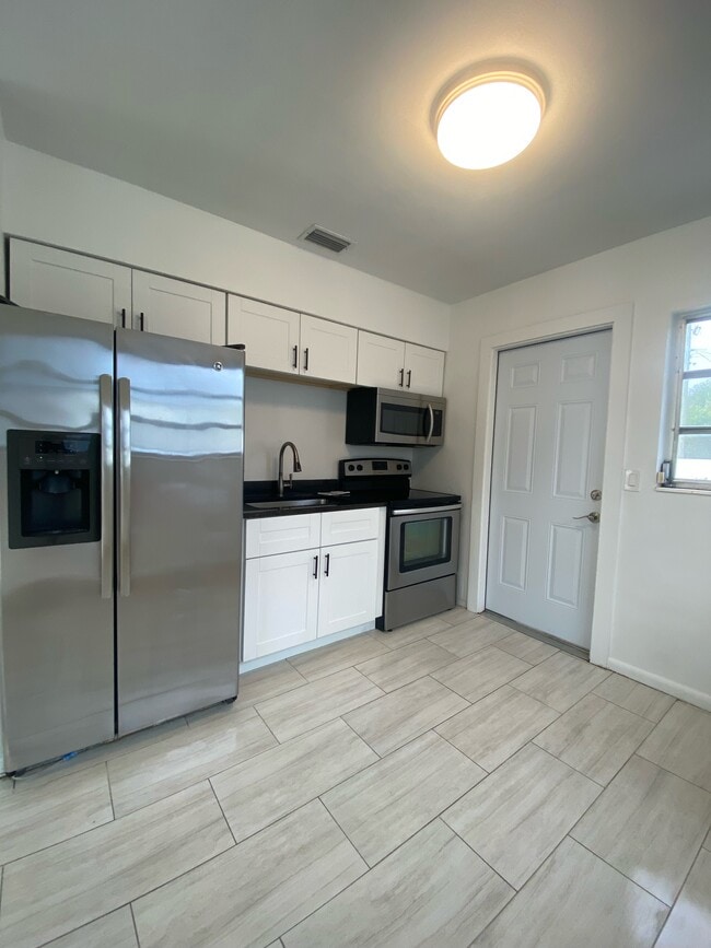 Photo - 313 N Arcadia Ave Unidad 2