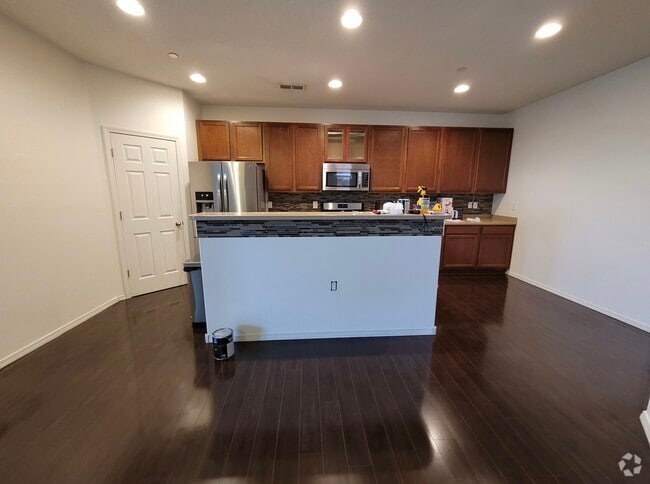 Building Photo - 601 Menaul Blvd NE Unit #1502 Rental