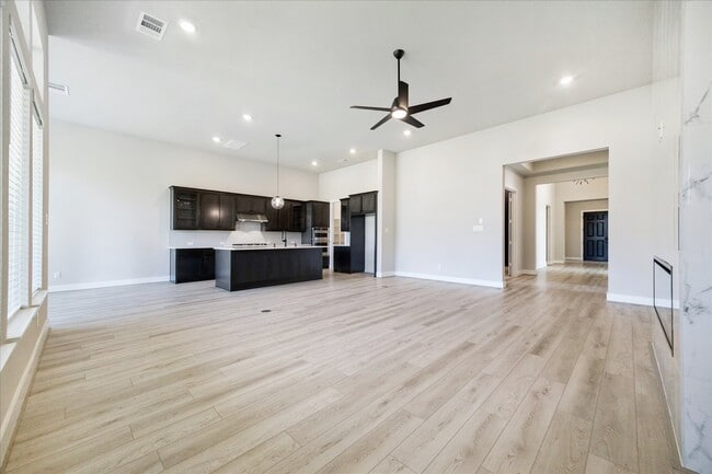 Photo - 2022 Serene Spgs Dr