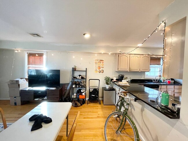 Photo - 6 Harleston St Unit 6