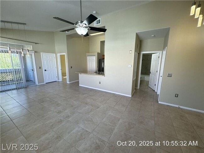 Photo - MISSION RIDGE SECOND-FLOOR CONDO!!