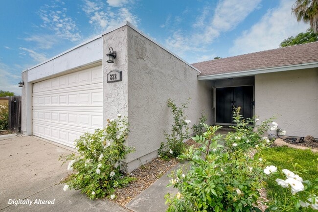 Photo - 222 Avenida Chapala