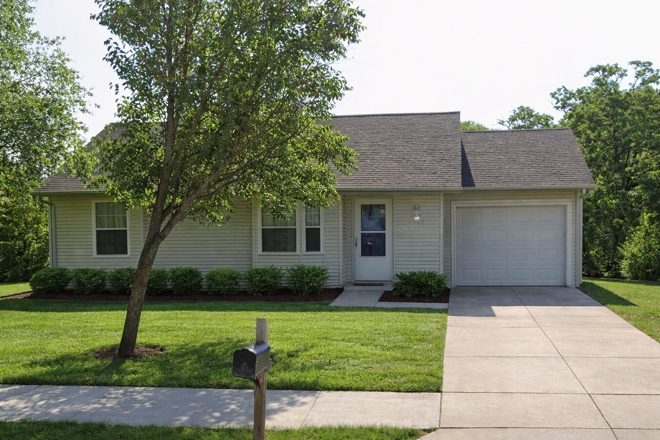 Photo - 2539 SE 8th Ct