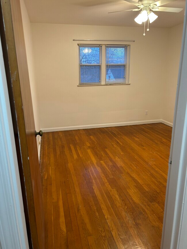 Photo - 6098 Dryden Ave Unit 3